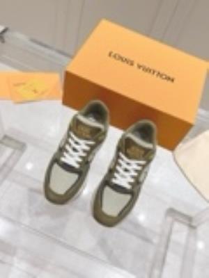 wholesale quality men's louis vuitton run way sneakers model no. 812